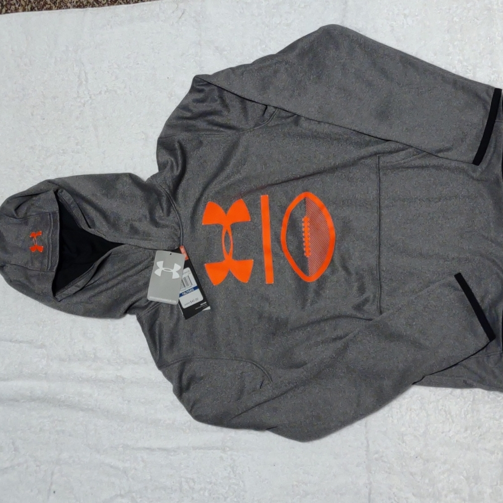 Under Armour Coldgear gray with neon orange hoodie.  Boys XL.  New with tags.
